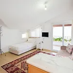 Kaya Aparthotel 4*